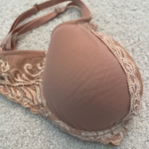 TWO ✨ Natori 32DDD Bras!!! - Picture 12 of 15